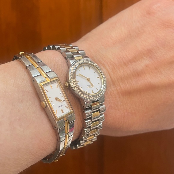 Silver and Gold Seiko Two-Tone Watches - Picture 3 of 7